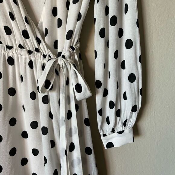 Lovers + Friends Maggie Mini White Black Dress Blouse Polka Dot Wrap Size S - Picture 10 of 11